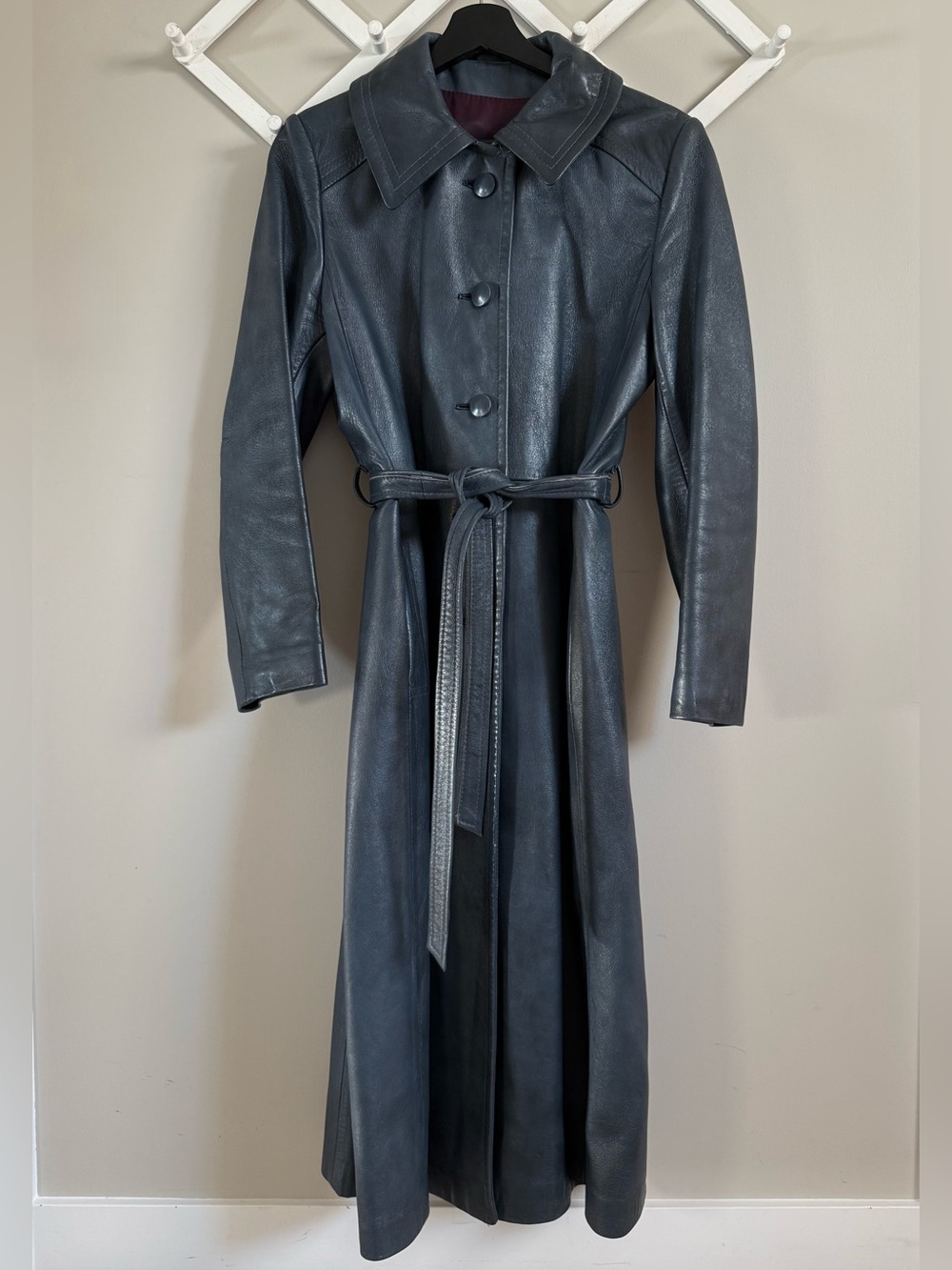 Vintage Long Cool Dark Blue 100% Genuine Leather Belted Trench Coat